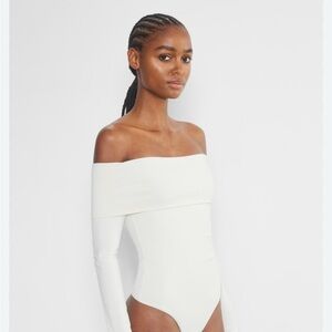 Aritzia contour bodysuit